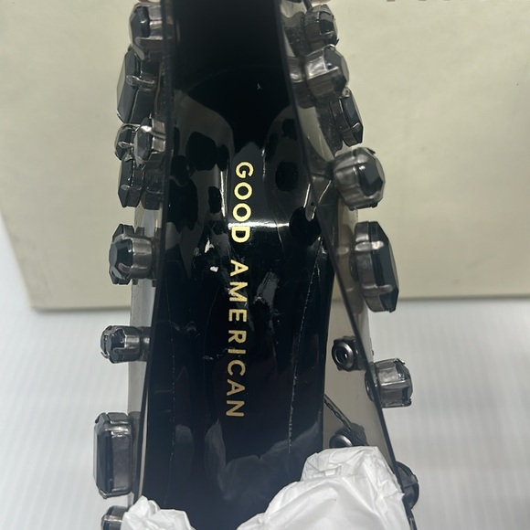BN IN BOX Good American Light smoke Jeweled Emma Heels Sz 4 - Picture 7 of 9